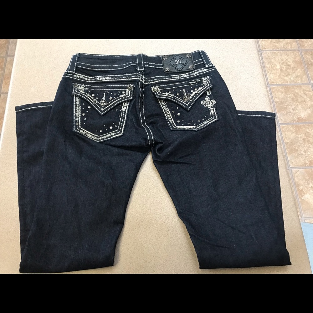 Miss Me Strait Leg Jeans 27.